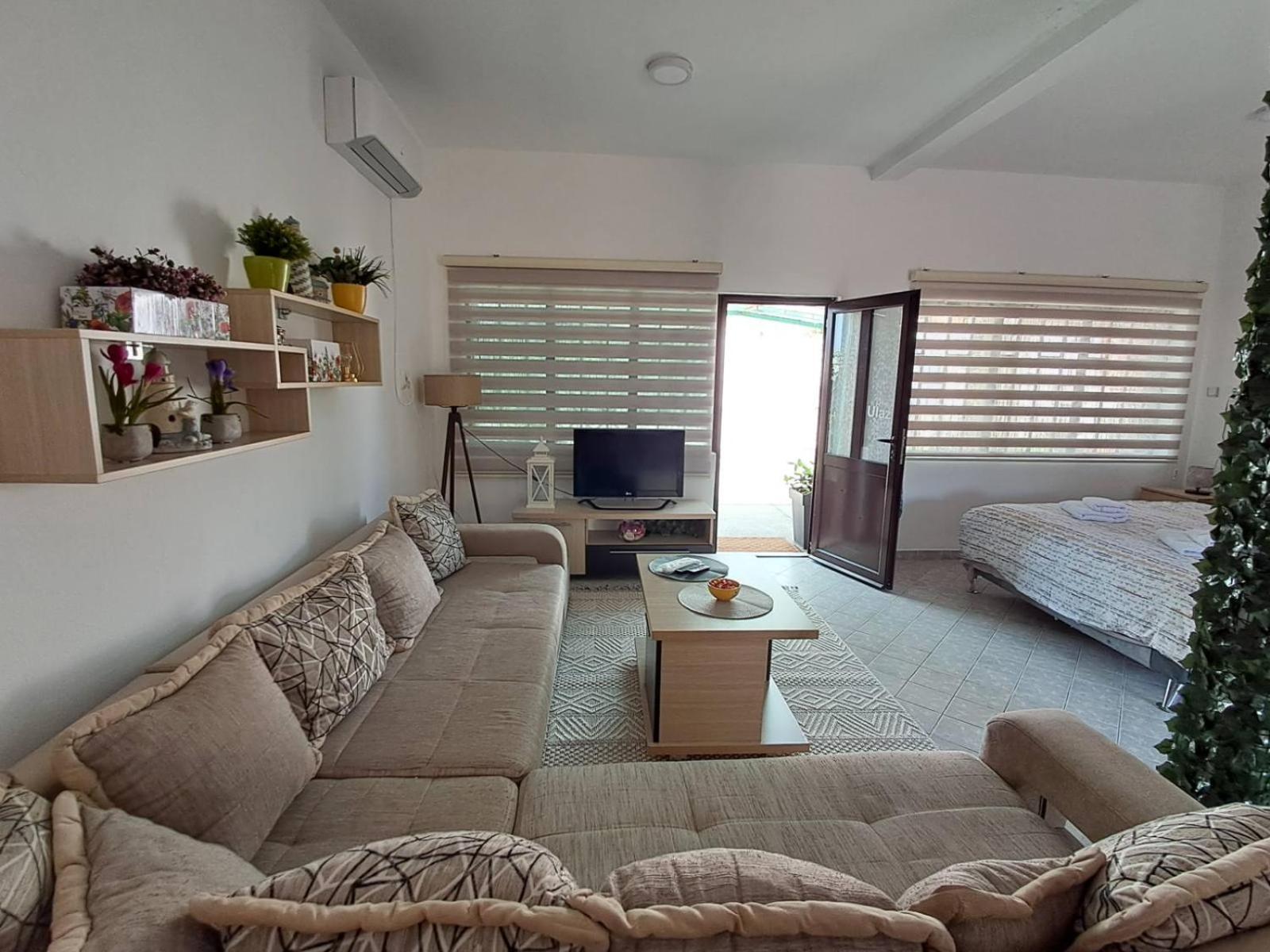 Olive Apartment Podgoriçe Dış mekan fotoğraf
